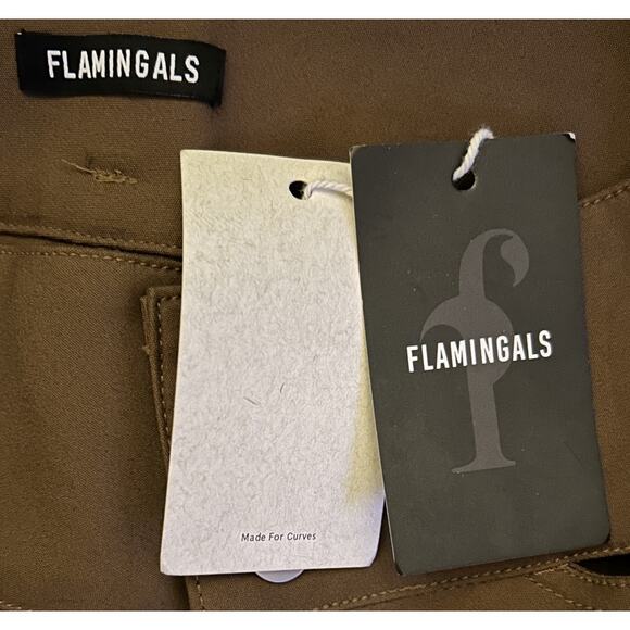 NWT Flamingals Cut Out Mid-Rise Skinny Capri Brown Pants Women's M 29X17 - Picture 7 of 8